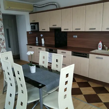 Apartman Tisza Parti Luxus Apartman *
